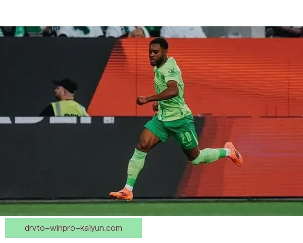 沃尔夫斯堡更衣室氛围提升，新援融入状态回暖积极变化