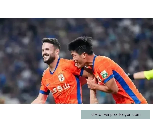 中国足球彭啸状态回暖，进球表现备受关注