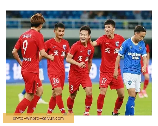 中超联赛近期赛况与球队表现走势分析冠与保级形势走势清晰